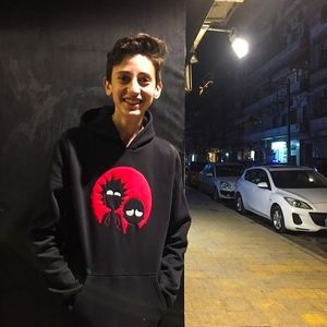 Meet your Posher, Charbel